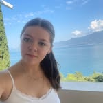 Bethany Burton - @bethb2800 - Instagram