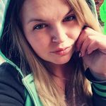 Bethany Burton - @bethanyburton245 - Instagram