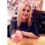 Beth - @bethanybutton96 - Instagram