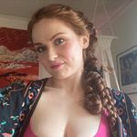 Bethany Castle - @scarletfire.51 - Instagram