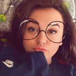 Beth Drake - @bethany.drake.372 - Instagram