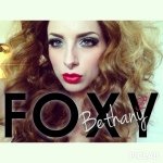 Bethany Hood - @foxybybethany - Instagram
