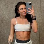 Bethany Hood - @beezyy.hood - Instagram