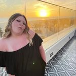 Bethany Kinney - @b_shwizle - Instagram