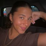 Bethany Locklear - @bethanylocklear13 - Instagram