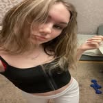 Bethany Nicholson - @beth_nich0 - Instagram
