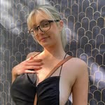 Bethany Pearce - @bethanypearce55 - Instagram