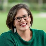 Bethany Rees - @leadershipontherocks - Instagram