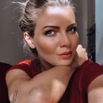 Bethany Roark - @koalasapopei - Instagram
