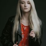 Bethany Rutherford - @chicklecat95 - Instagram