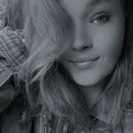 Bethany Singleton - @dudeisbeff - Instagram