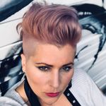 Bethany Walsh - @manedame777 - Instagram