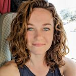 Bethany Walters - @bluskyjumper - Instagram
