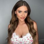 Bethany Wiggins - @bethanynicolebeauty - Instagram