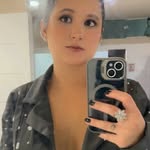 Betsy Coeli - @betsyadelle - Instagram