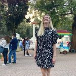 Betsy Breen - @betsbreen - Instagram