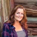 Betsy Farrelly - Facebook