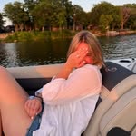 @betsyholmstrom - Instagram