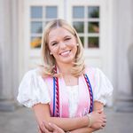 Betsy Walker - @betsyywalkerr - Instagram