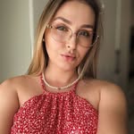 Betsy Rocha - @airweapt - Instagram