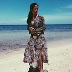 Betsy Rose del Mar - @betsyrosedelmar - Instagram