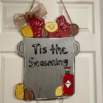 Betsy G. Ryan - @aandp_door_decor - Instagram