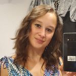Sarah Ullmann - @betsy_taylor - Instagram