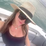 Betsy Velez Rosario - @bet__vr - Instagram