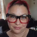Betsy Rivera - @redwinebetsy71 - Instagram