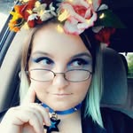 Betsy Wray - @sparky.blu.lx - Instagram