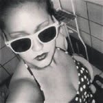BETTIE WALL - @fulledpined - Instagram
