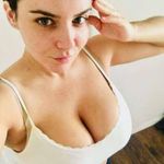 Bettina Smith - @bettinasmith876 - Instagram