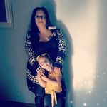 Betty Knowles - @betty.knowles.9 - Instagram