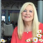 Betty Powers - @travel1211 - Instagram