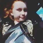 @bettyreading07 - Instagram