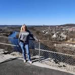 Betty Rewis - Facebook