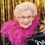 Betty Warren - @bett.ywarren - Instagram