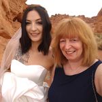 Bev Carrick - @bev.carrick.7 - Instagram