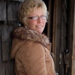 Bev Dobson - @beverleydobson - Instagram