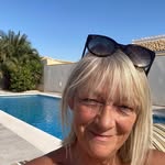 Bev Foster - @bev_fozzy - Instagram