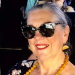 Bev Hansen - @bev.hansen.98 - Instagram