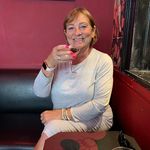 Bev Parks - @bev.parks - Instagram