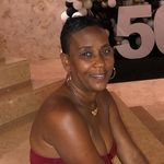 Beverley Connor - @beve_smiley - Instagram