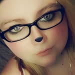 Beverley Davies - @bevdavies1995 - Instagram