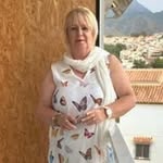 Beverley Davies - @beverleydavies98 - Instagram