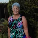 Beverley Davies - @beverley.davies.5059 - Instagram