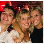 Beverley Doyle - @beverley.doyle.900 - Instagram