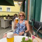 Beverley Eastwood - @beverley.eastwood - Instagram