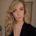 Beverley Hart - @beverleyhart86 - Instagram