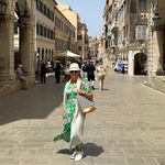 Beverley Lane - @beverley.guest.71 - Instagram